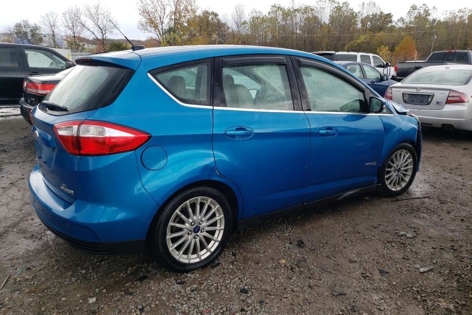 Продам Ford C-Max 2014 года в Луцке