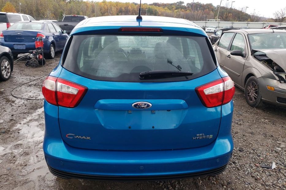 Продам Ford C-Max 2014 года в Луцке