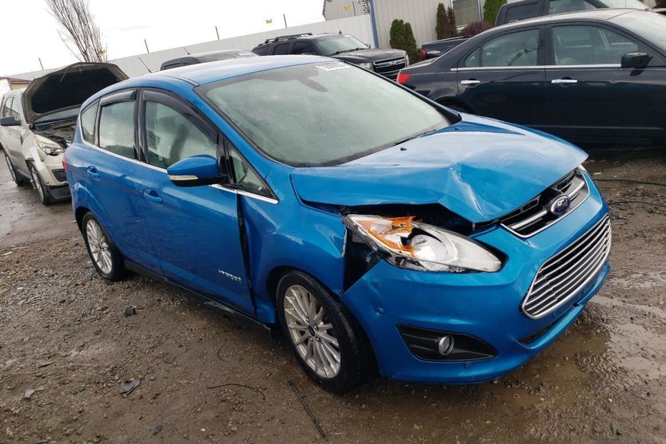 Продам Ford C-Max 2014 года в Луцке