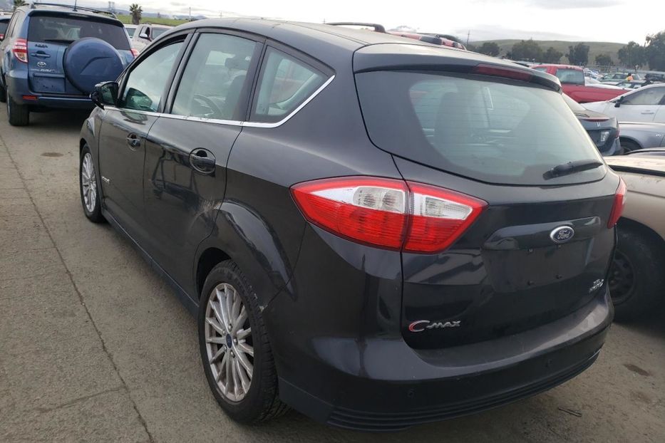 Продам Ford C-Max 2013 года в Луцке