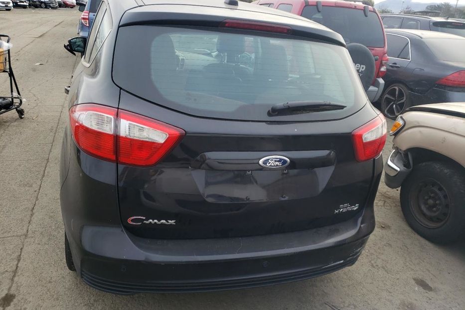 Продам Ford C-Max 2013 года в Луцке