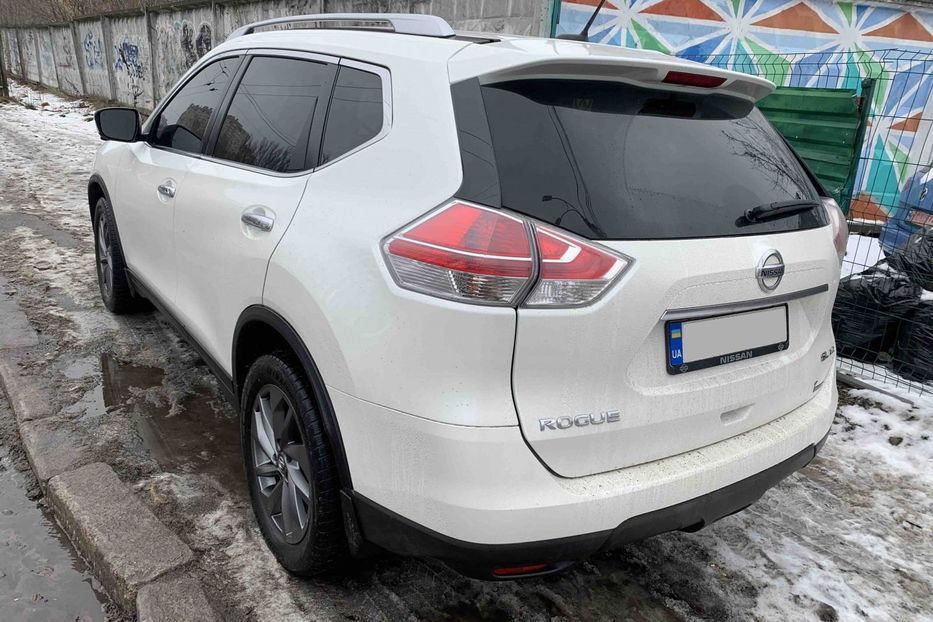 Продам Nissan Rogue 2016 года в Киеве