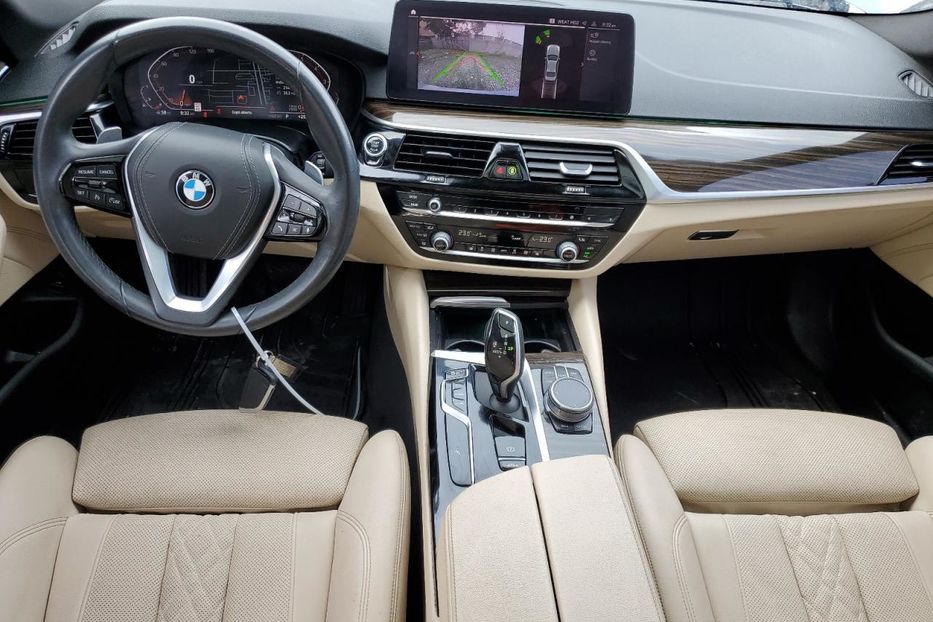 Продам BMW 530 2022 года в Луцке