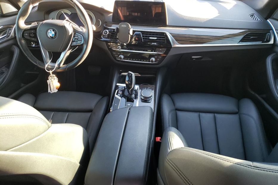 Продам BMW 530 2017 года в Луцке