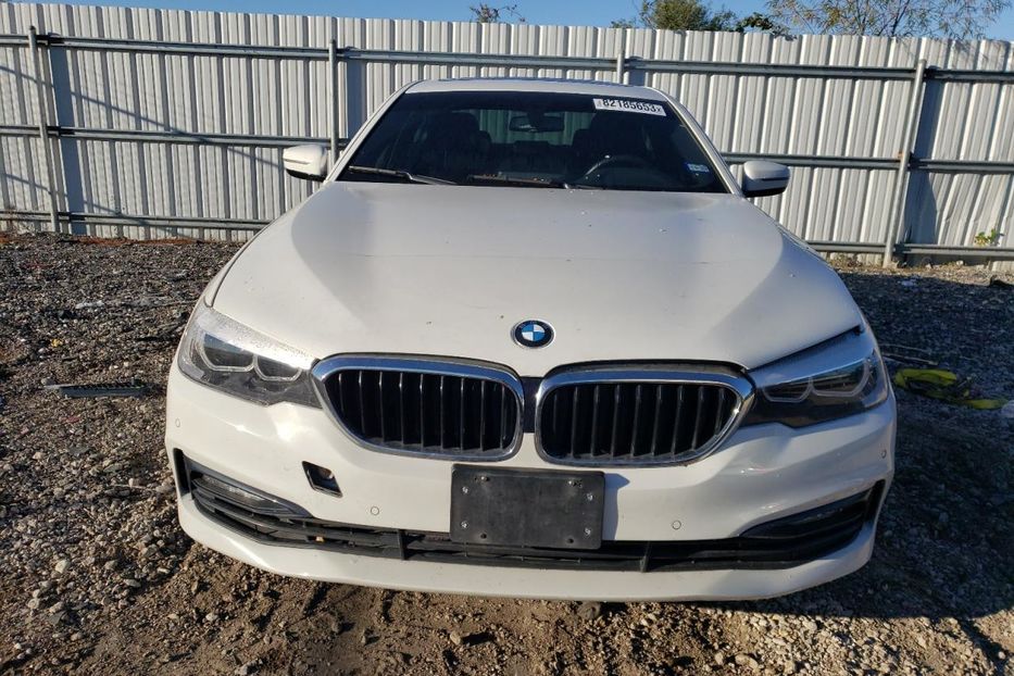 Продам BMW 530 2017 года в Луцке