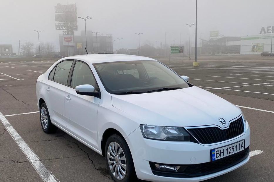 Продам Skoda Rapid 2018 года в Одессе