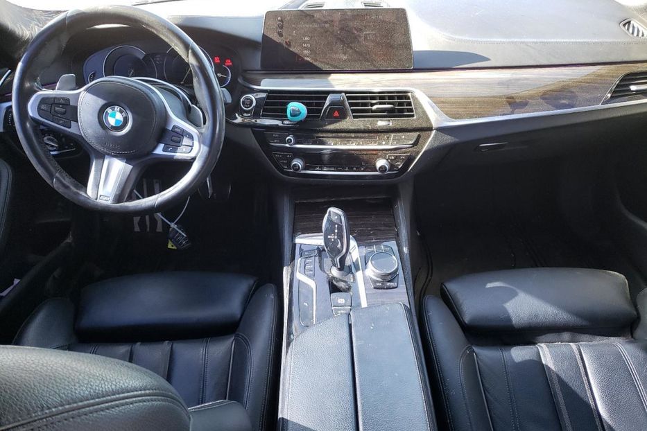 Продам BMW 540 2020 года в Луцке