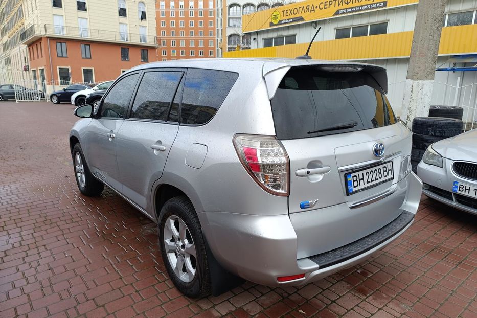 Продам Toyota Rav 4 2012 года в Одессе