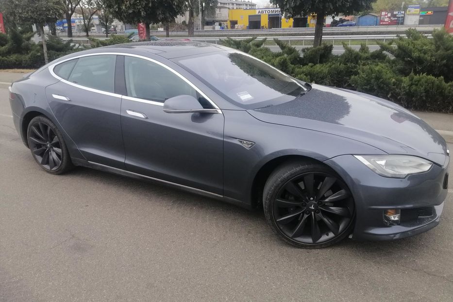 Продам Tesla Model S Performance 2013 года в Киеве