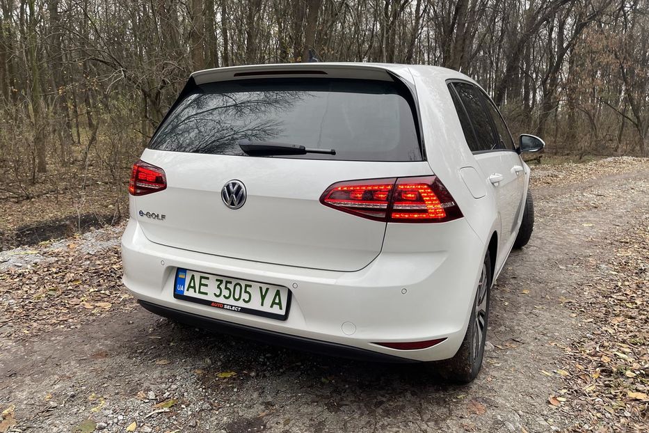 Продам Volkswagen Golf VII 2014 года в Днепре