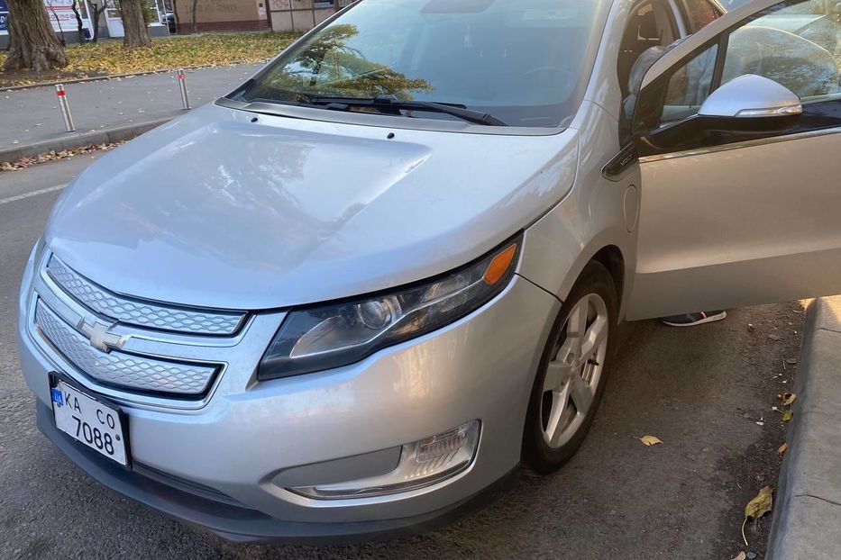 Продам Chevrolet Volt 2014 года в Киеве