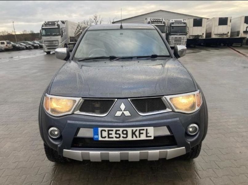 Продам Mitsubishi L 200 2008 года в Донецке