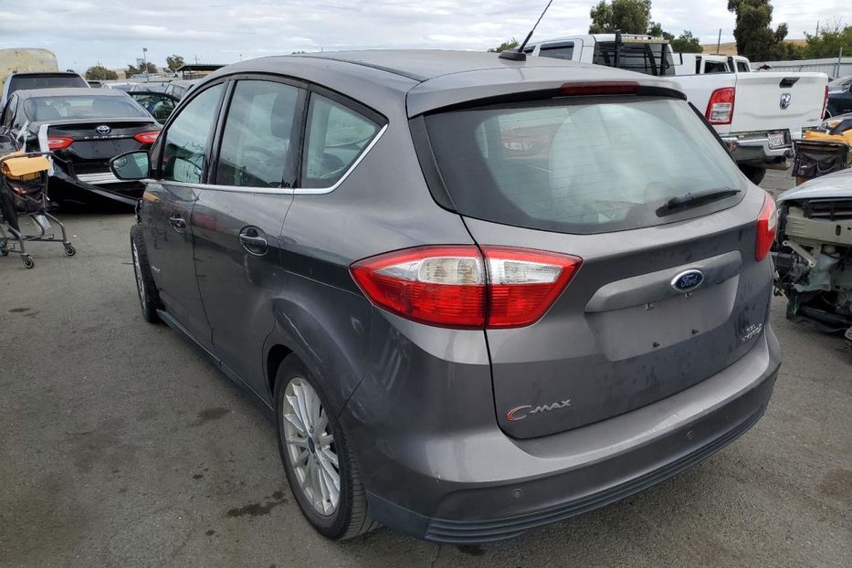 Продам Ford C-Max 2015 года в Луцке