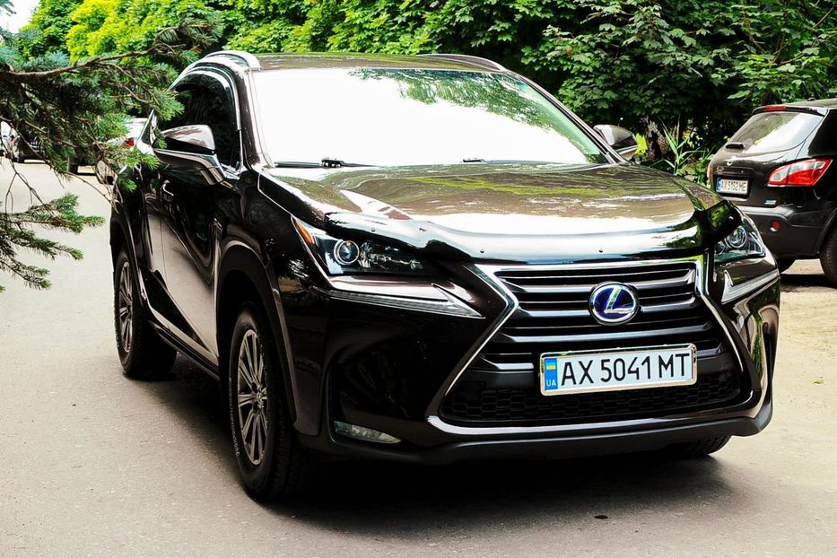 Продам Lexus NX 300 2015 года в Харькове