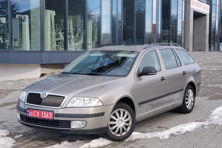 Продам Skoda Octavia A5 mpi 2012 года в Ровно