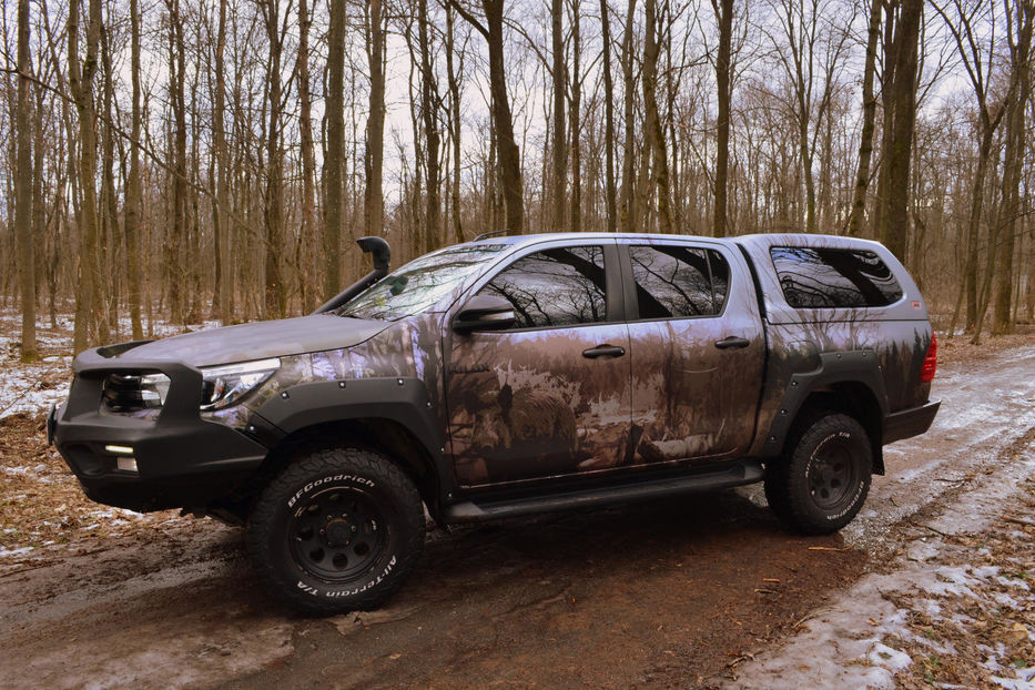Продам Toyota Hilux 2015 года в Киеве