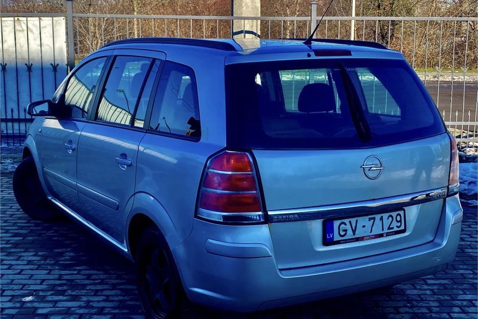 Продам Opel Zafira 2007 года в Луцке