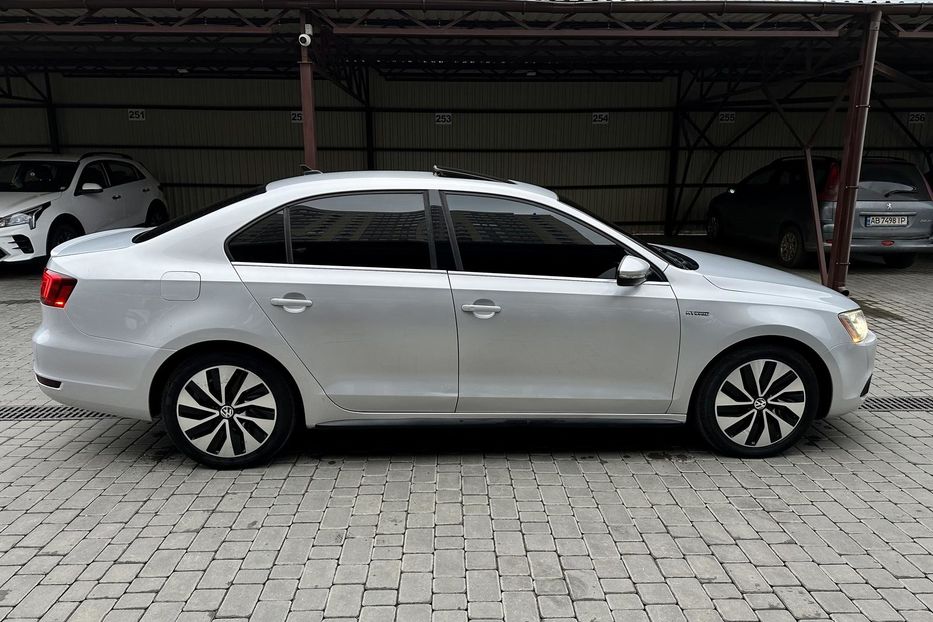 Продам Volkswagen Jetta Hybrid  2012 года в Одессе