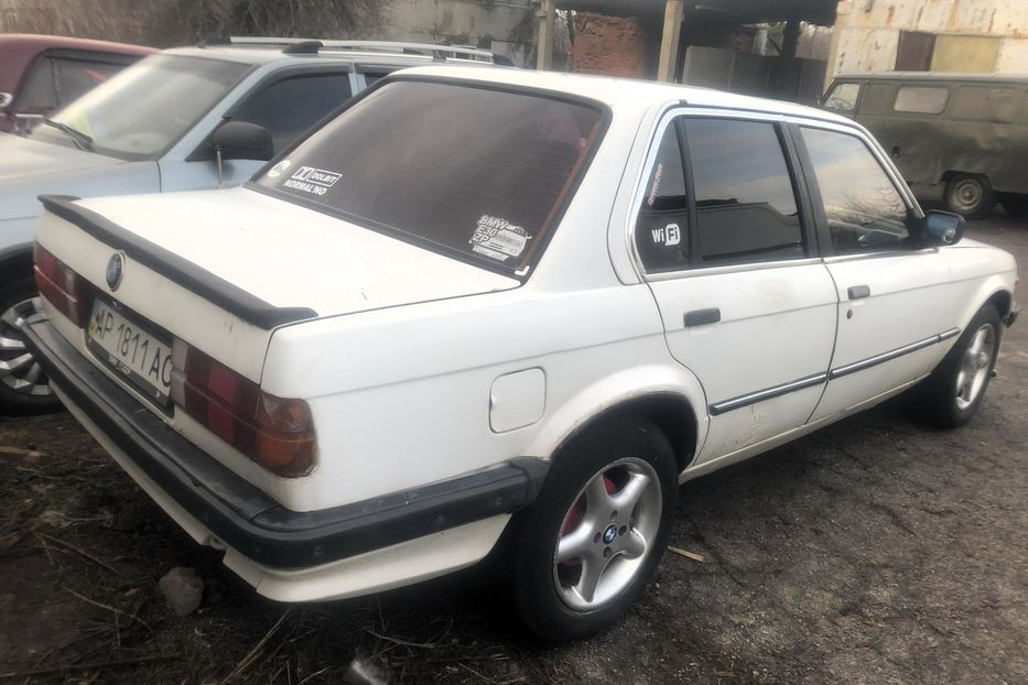 Продам BMW 318 e30 1985 года в Харькове