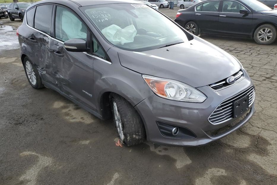 Продам Ford C-Max 2014 года в Луцке