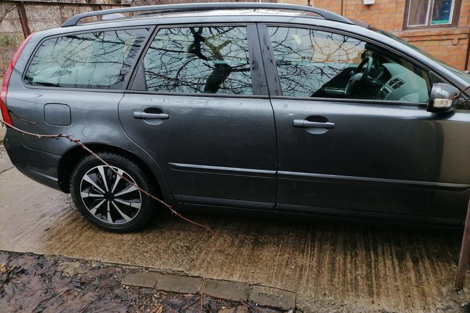 Продам Volvo V50 2008 года в г. Кривой Рог, Днепропетровская область