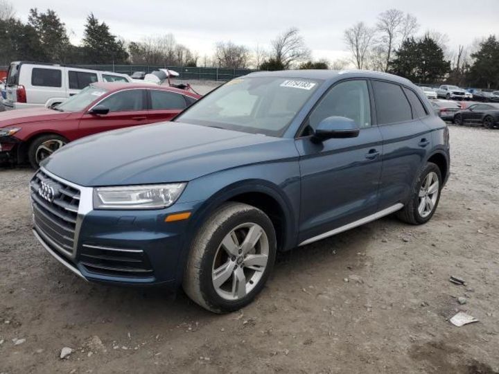 Продам Audi Q5 2018 года в Луцке