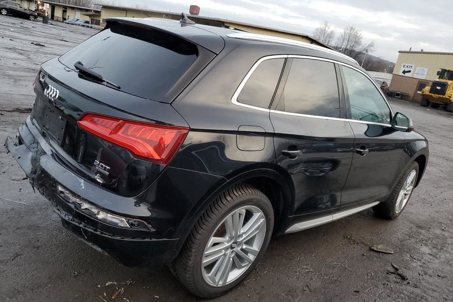 Продам Audi Q5 2018 года в Луцке