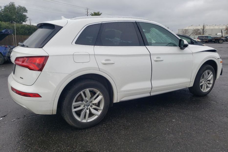 Продам Audi Q5 2020 года в Луцке