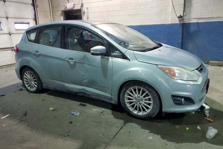 Продам Ford C-Max 2014 года в Луцке