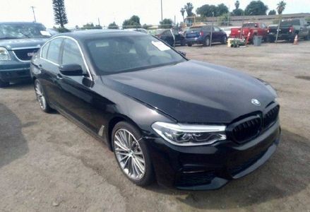 Продам BMW 540 540i 2018 года в Киеве