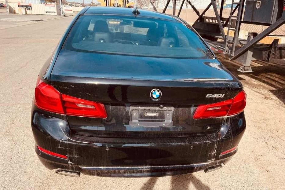 Продам BMW 540 540i 2018 года в Киеве