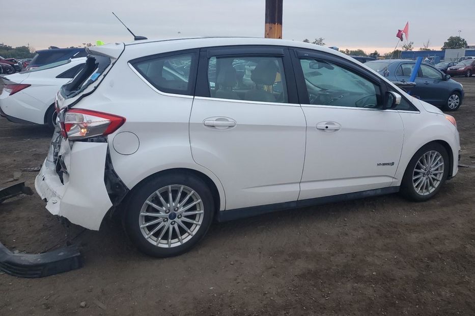 Продам Ford C-Max 2014 года в Луцке