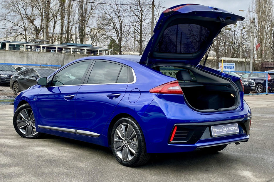 Продам Hyundai Ioniq 2019 года в Киеве