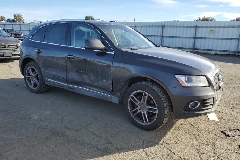 Продам Audi Q5 2016 года в Луцке