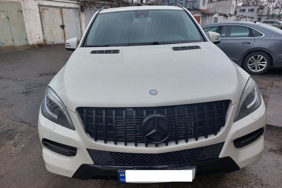 Продам Mercedes-Benz ML 350 BLUE-TEC 2013 года в Киеве