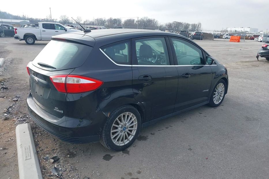 Продам Ford C-Max 2014 года в Луцке