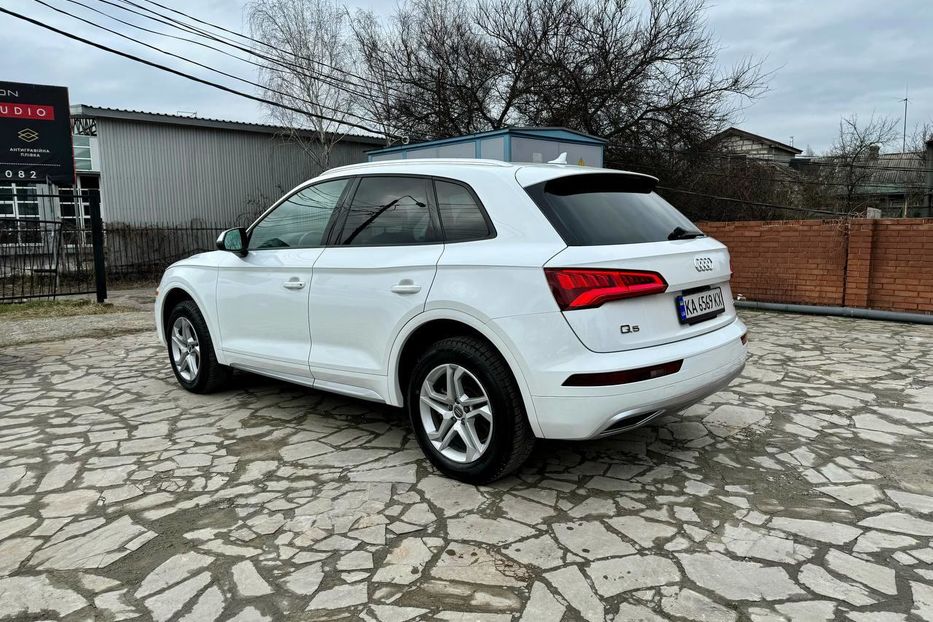 Продам Audi Q5 2018 года в Киеве