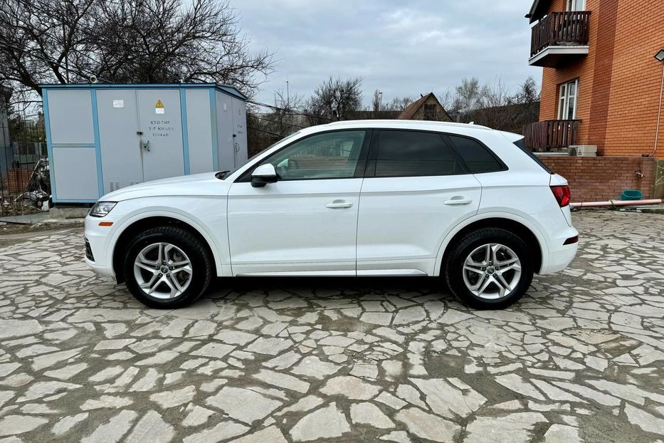 Продам Audi Q5 2018 года в Киеве