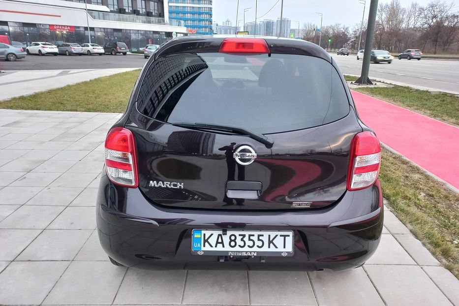 Продам Nissan Micra 1.2 АКПП 2012 года в Киеве