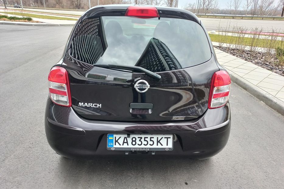 Продам Nissan Micra 1.2 АКПП 2012 года в Киеве