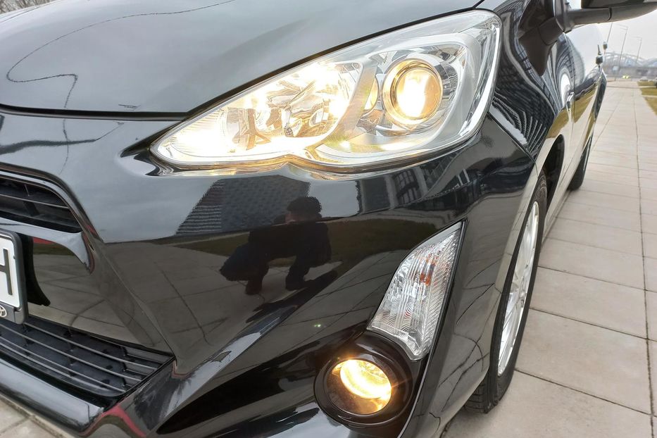 Продам Toyota Prius Aqva-G BLACK SOFT LEATHER SELE 2015 года в Киеве