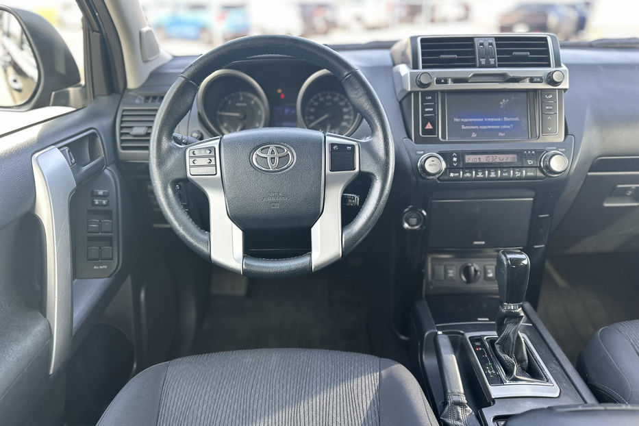 Продам Toyota Land Cruiser Prado 2017 года в Киеве