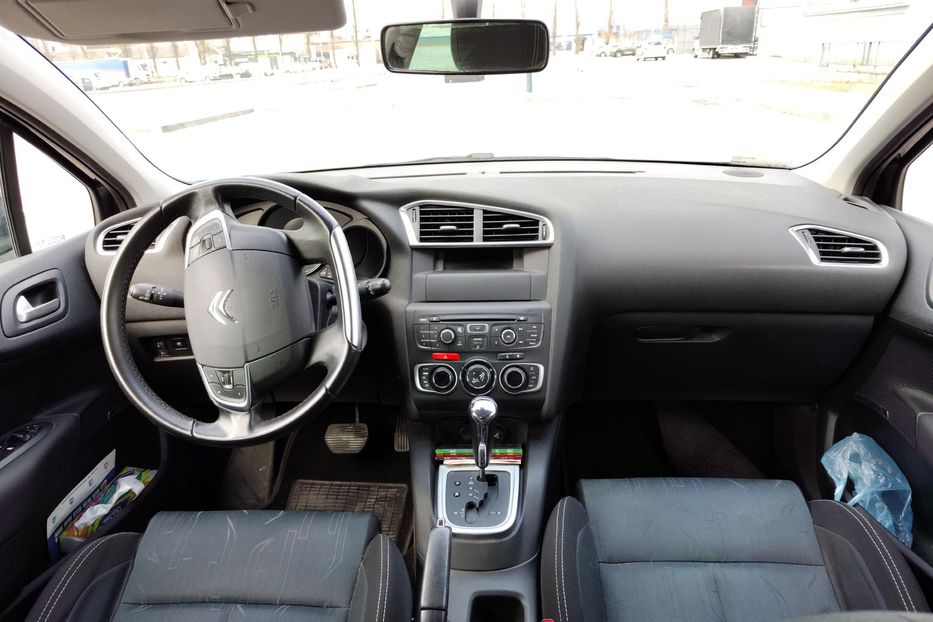 Продам Citroen C4 2011 года в Киеве