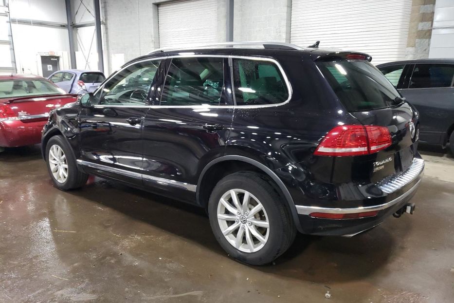 Продам Volkswagen Touareg 2015 года в Луцке