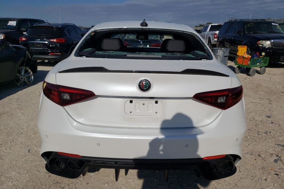 Продам Alfa Romeo Giulia 2017 года в Луцке