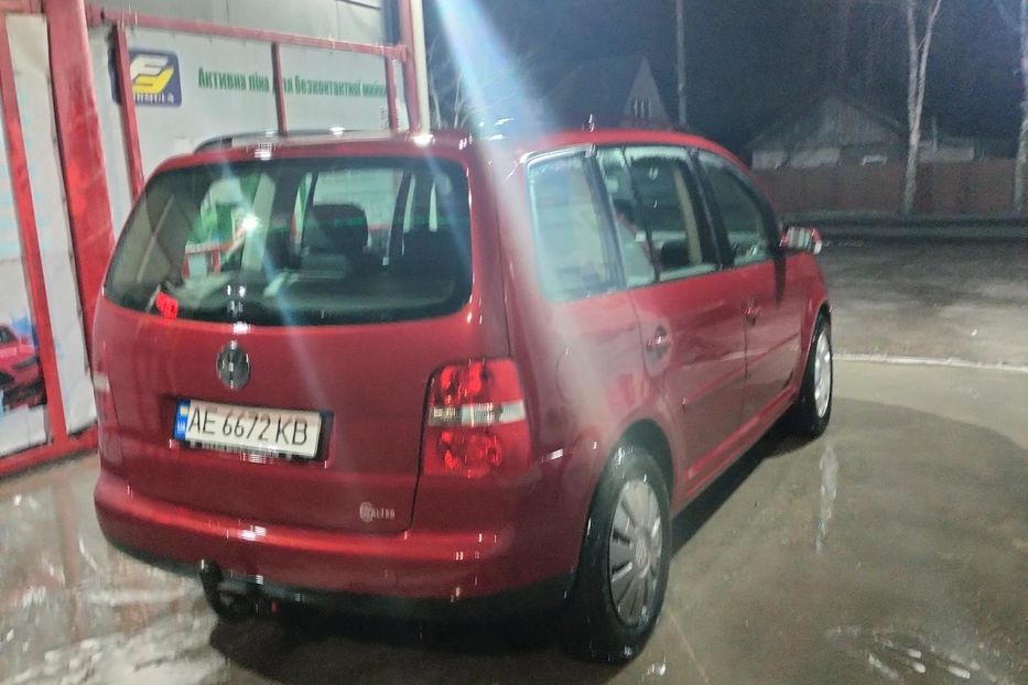 Продам Volkswagen Touran 2003 года в г. Новомосковск, Днепропетровская область