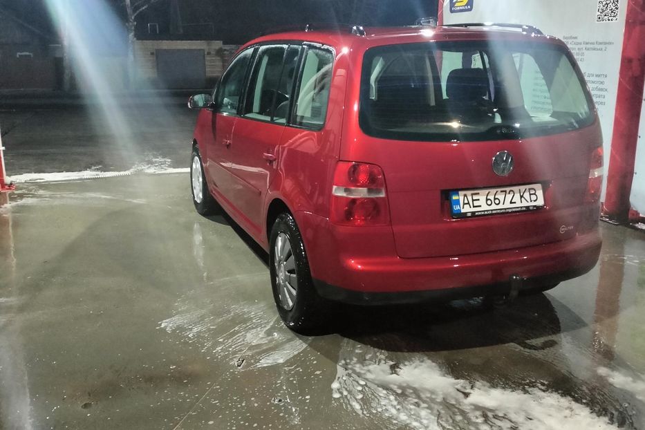 Продам Volkswagen Touran 2003 года в г. Новомосковск, Днепропетровская область