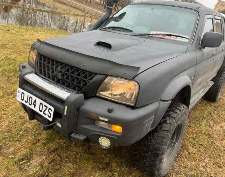 Продам Mitsubishi L 200 2004 года в г. Мостиска, Львовская область