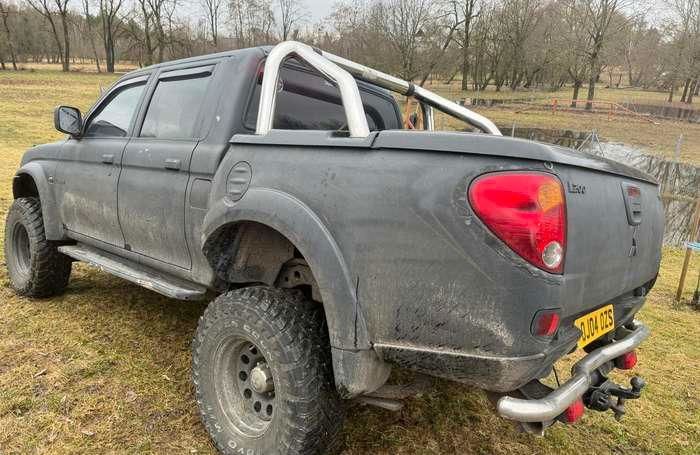 Продам Mitsubishi L 200 2004 года в г. Мостиска, Львовская область