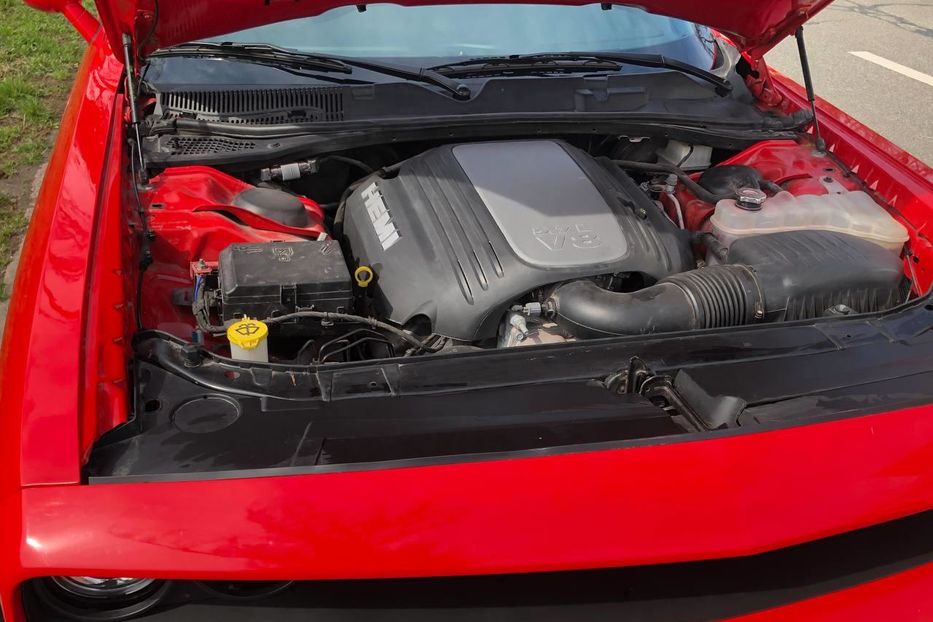 Продам Dodge Challenger 2019 года в Киеве